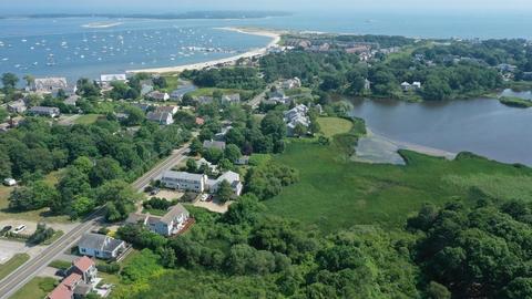 327 Ocean St, Barnstable, MA 02601 photo 4