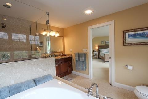 327 Ocean St, Barnstable, MA 02601 photo 27