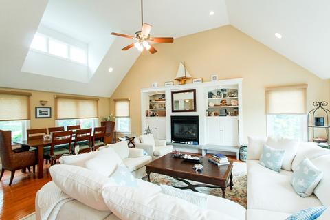 327 Ocean St, Barnstable, MA 02601 photo 5