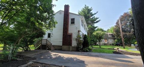 13 Breton Cir, Reading, MA 01867 photo 5