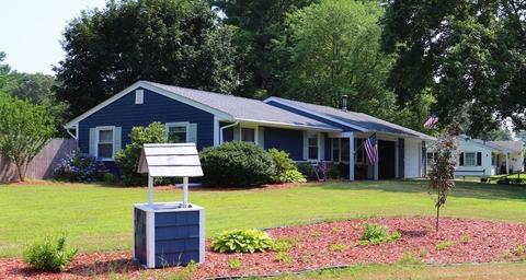 6 Francine Rd, Raynham, MA 02767 photo 2
