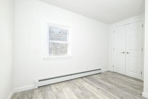 175 Labelle St, West Springfield, MA 01089 photo 16