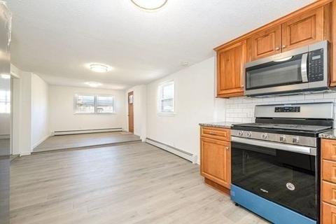 175 Labelle St, West Springfield, MA 01089 photo 7