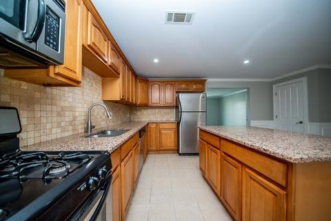 433 Bank St #6, Fall River, MA 02720 photo 10