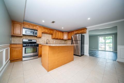 433 Bank St #6, Fall River, MA 02720 photo 12