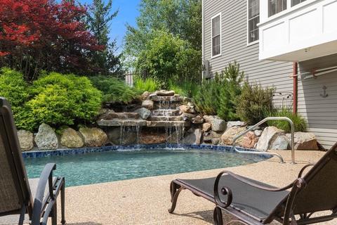 26 Robin Hill Rd, Danvers, MA 01923 photo 3