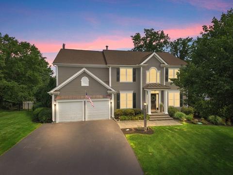 26 Robin Hill Rd, Danvers, MA 01923 photo 2