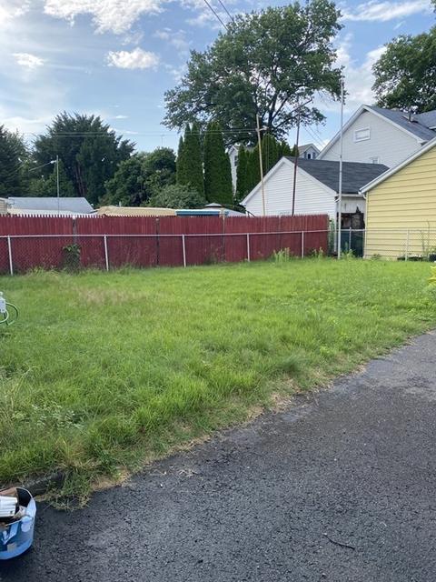 58 Beverly St, Chicopee, MA 01013 photo 26