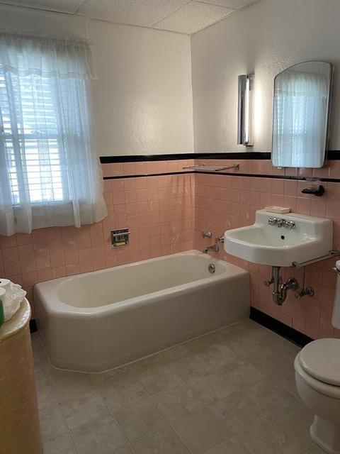 58 Beverly St, Chicopee, MA 01013 photo 15