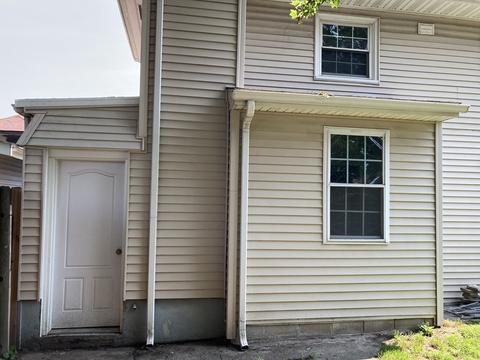 370 Palmer St, Fall River, MA 02721 photo 5