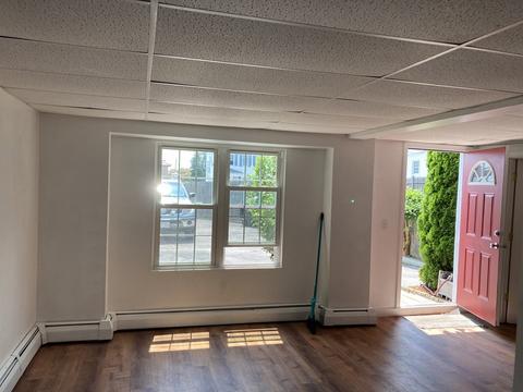 370 Palmer St, Fall River, MA 02721 photo 7