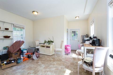 125 E Central St, Franklin, MA 02038 photo 12