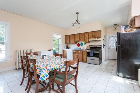 125 E Central St, Franklin, MA 02038 photo 5