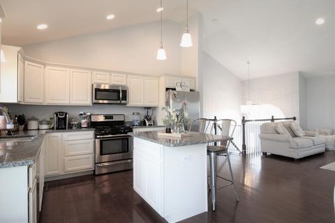 136 Newton St, Fall River, MA 02721 photo 7