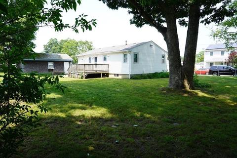 77 Windsor St, Fall River, MA 02723 photo 5