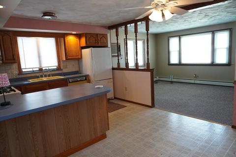 77 Windsor St, Fall River, MA 02723 photo 10