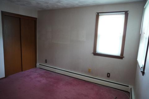 77 Windsor St, Fall River, MA 02723 photo 15