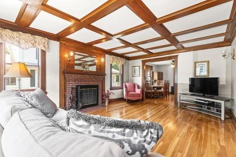33 Pilgrim Rd, Milton, MA 02186 photo 13