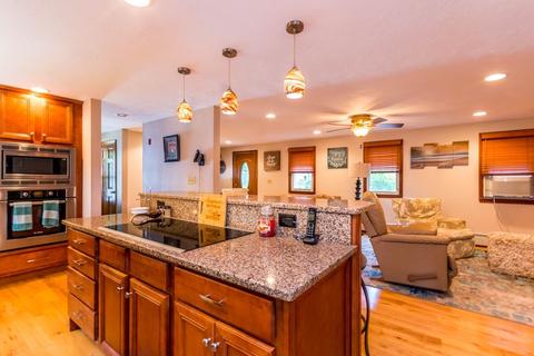 13 Dinahs Way, Wareham, MA 02571 photo 5
