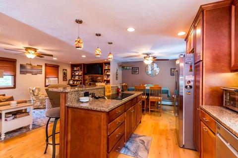 13 Dinahs Way, Wareham, MA 02571 photo 4