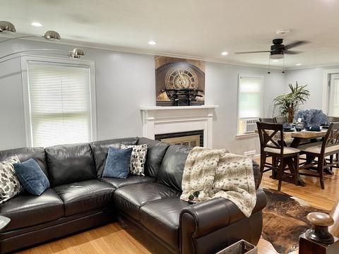 52 Mandalay Rd, Springfield, MA 01118 photo 9