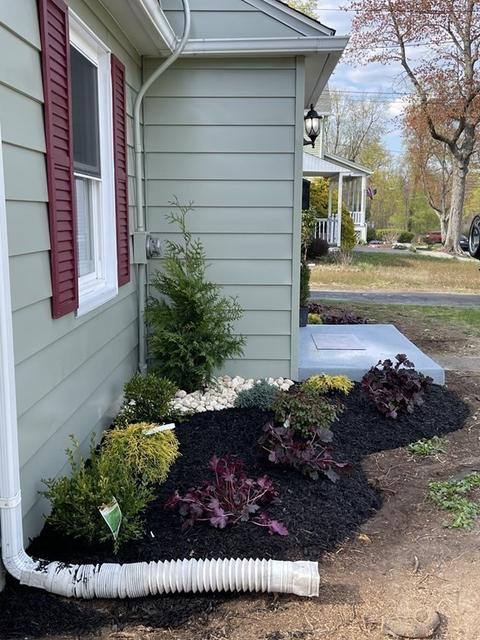 52 Mandalay Rd, Springfield, MA 01118 photo 2