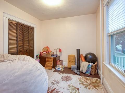 136 Hamilton St, Worcester, MA 01604 photo 10