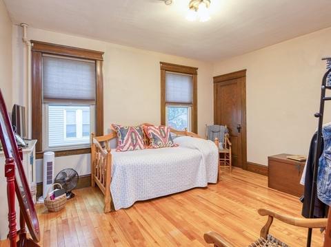 136 Hamilton St, Worcester, MA 01604 photo 11