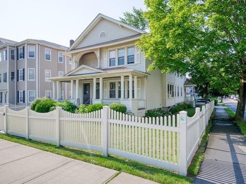 136 Hamilton St, Worcester, MA 01604 photo 4