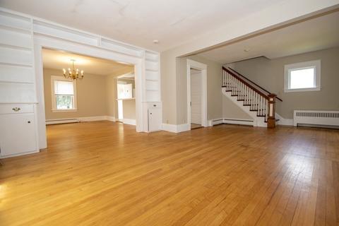 113 Main St, Hatfield, MA 01038 photo 9