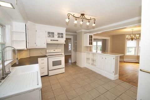113 Main St, Hatfield, MA 01038 photo 5