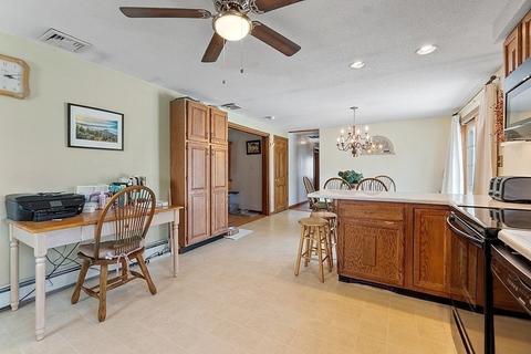 1 Sheldon Rd, Peabody, MA 01960 photo 5