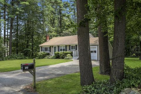 121 Sunset Dr, Raynham, MA 02767 photo 1