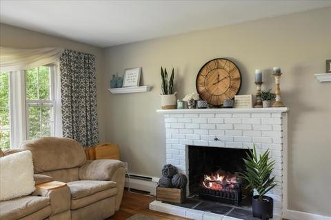 121 Sunset Dr, Raynham, MA 02767 photo 6