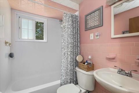 121 Sunset Dr, Raynham, MA 02767 photo 34