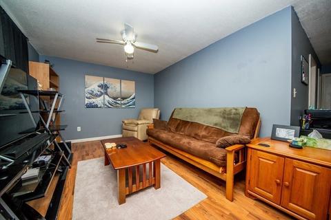 177 Nashua St #4, Fall River, MA 02721 photo 4