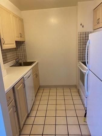 750 Davol St #915, Fall River, MA 02720 photo 9