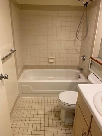 750 Davol St #915, Fall River, MA 02720 photo 10