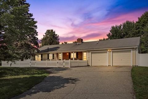 282 Needham St, Dedham, MA 02026 photo 1