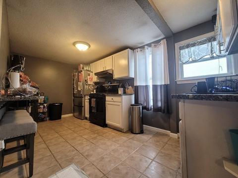 2 Barrett St, Fall River, MA 02724 photo 19