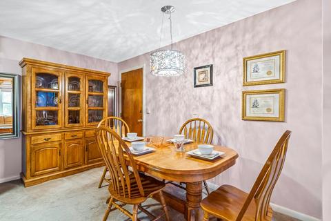 237 Main St #A8, Reading, MA 01867 photo 8