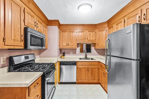 237 Main St #A8, Reading, MA 01867 photo 6