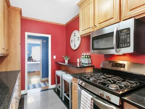 48 Browne St #4, Brookline, MA 02446 photo 6