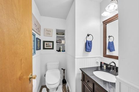 63 Glenmore St, Springfield, MA 01129 photo 11