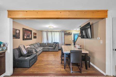 63 Glenmore St, Springfield, MA 01129 photo 7