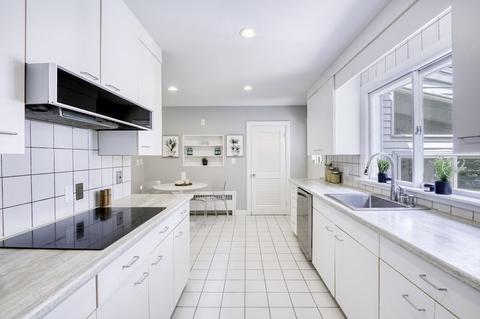 9 Trinity Rd, Winchester, MA 01890 photo 14