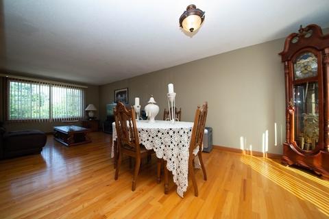 19 Wayland St, Fall River, MA 02720 photo 17