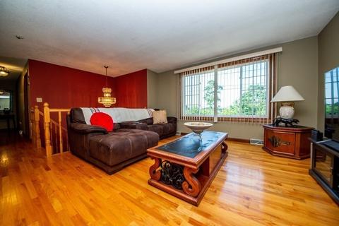 19 Wayland St, Fall River, MA 02720 photo 15