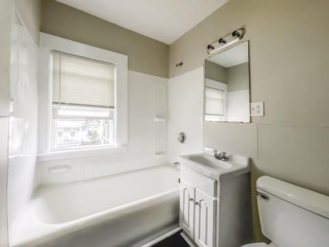 55 Blaine St, Springfield, MA 01108 photo 17