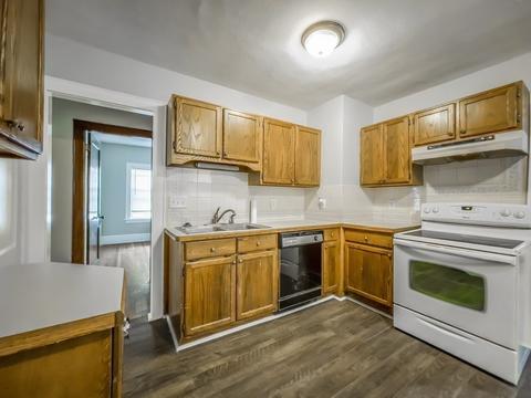 55 Blaine St, Springfield, MA 01108 photo 13